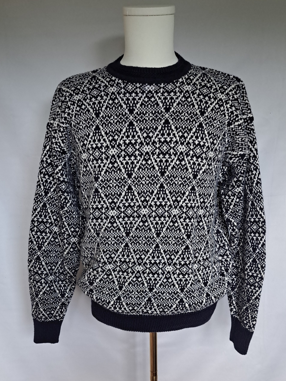 VTG Stone Haven Navy Geometric Crewneck Sweater Cozy Indie Eclectic Grandpa L